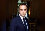 Sébastien Lecornu a remis sa démission à Macron qui l'a acceptée, annonce l'Elysée