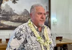 Décolonisation : Moetai Brotherson attaque l’État au tribunal administratif
