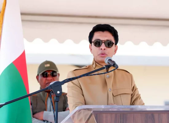 Crise à Madagascar : le président Andry Rajoelina aurait été exfiltré par un avion militaire français