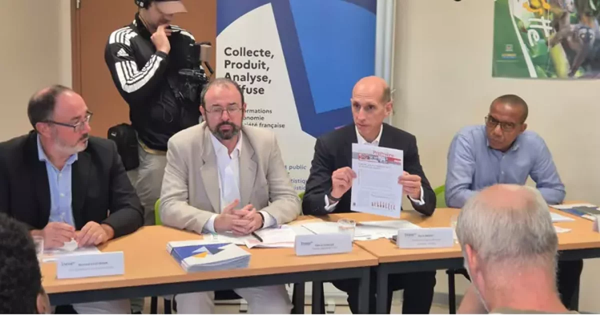 Mayotte : Fabrice Lenglart, directeur général de l'INSEE présent pour ...