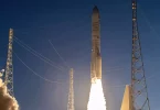 Décollage réussi pour la fusée européenne Ariane 6 en Guyane avec le satellite Sentinel-1D à son bord