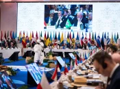 Sommet Amérique latine-UE: les Etats rejettent l'"usage de la force" sur fond de tensions avec les Etats-Unis