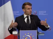 Pour Emmanuel Macron, «acheter de la cocaïne ou du cannabis» signifie «être complice» du narcotrafic