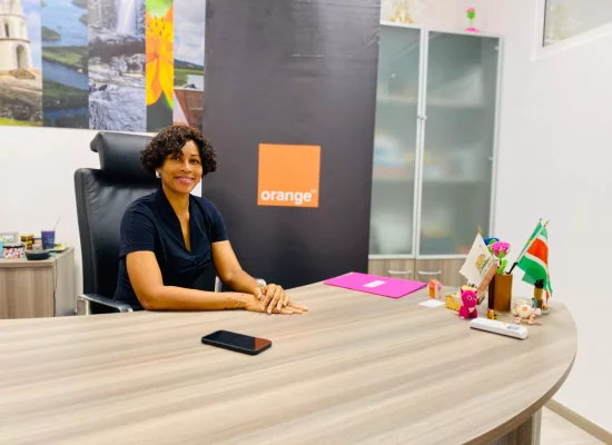 Avant son départ pour la Guadeloupe, Chantal Maurice, directrice régionale d’Orange en Guyane, revient sur les défis technologiques et sociaux qu’elle a dû relever