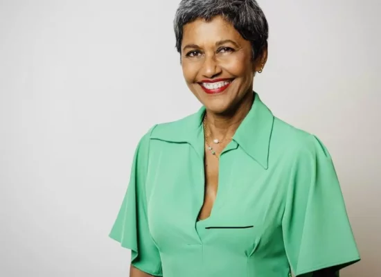 Municipales 2026 à La Réunion : Ericka Bareigts officialise sa candidature à un second mandat à Saint-Denis