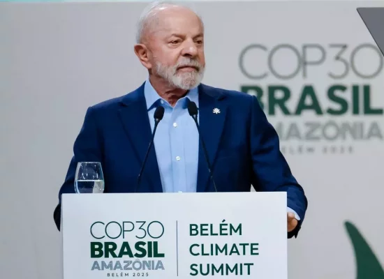 A la COP30 au Brésil, Lula appelle à accélérer la sortie des énergies fossiles