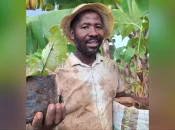 À Mayotte, l’exploitant agricole Anfane Said cultive Zatru Mila, une révolution verte et enracinée
