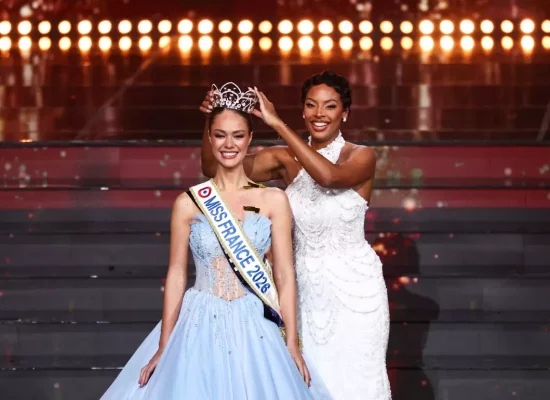 Miss Tahiti, Hinaupoko Devèze, élue Miss France 2026, Miss Nouvelle-Calédonie en 1ère dauphine