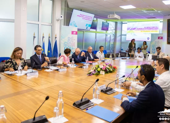 La Région Réunion et le CNRS signent un contrat (COMP) pour renforcer la coopération scientifique