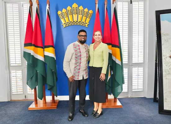 Les Etats-Unis "défendront" le Guyana en cas de problème avec le Venezuela, rappelle l'ambassadrice américaine au Guyana