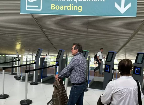 Martinique : Un trafic aérien 2025 en progression avec 1,7 million de passagers en 11 mois