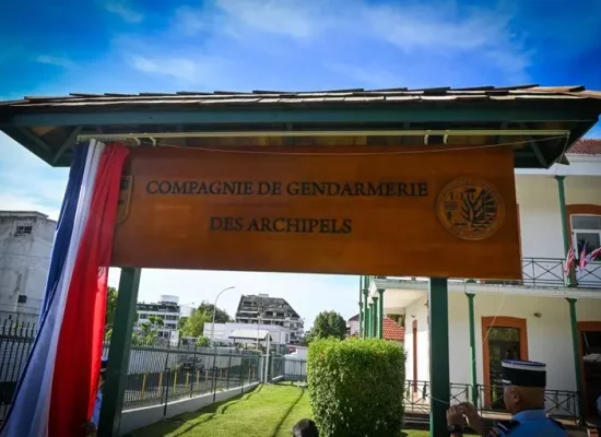 Polynésie : La Maison des archipels, structure regroupant la compagnie des archipels et la Brigade des Tuamotu-Centre de la gendarmerie inaugurée à Papeete