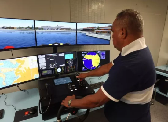 En Nouvelle-Calédonie, le Giep-NC se dote d’un simulateur de navigateur maritime de dernière génération