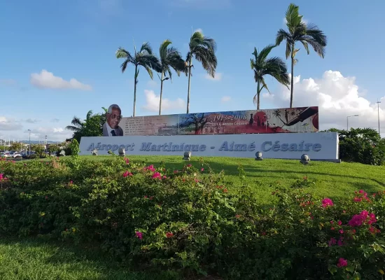 Martinique : L’aéroport Aimé Césaire reçoit de nouvelles liaisons avec le Québec, dans un contexte de trafic soutenu par la saison des croisières