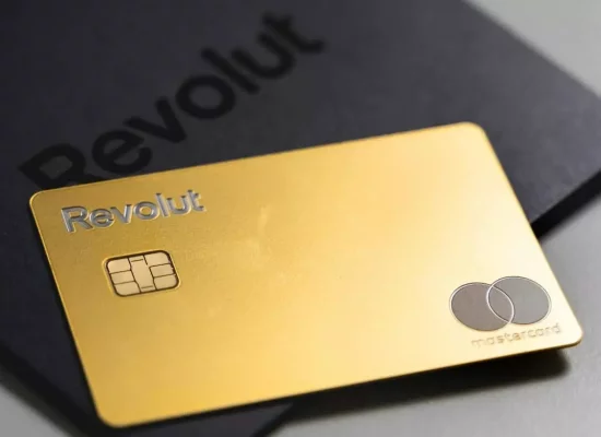 Face au retrait de la néo-banque Revolut des territoires du Pacifique, la Nouvelle-Calédonie demande une adaptation du cadre juridique