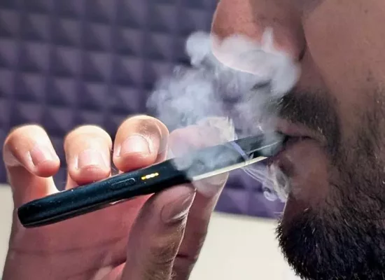 La cigarette électronique ne sera pas bannie en Polynésie française