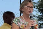 Mayotte: La rectrice Valérie Debuchy explore la création d'une classe d'une grande section-CP pour consolider les apprentissages avant l'entrée au CP