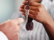 Près d'une agence immobilière sur deux accepte ou facilite une discrimination raciale de la part de propriétaires en 2025, révèle SOS Racisme