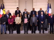 Sommet sur la Nouvelle-Calédonie : Signature de l’accord Élysée-Oudinot, « complémentaire » à Bougival, à la fois politique et économique