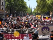 Fête nationale en Australie : des milliers de personnes défilent pour les droits des peuples autochtones