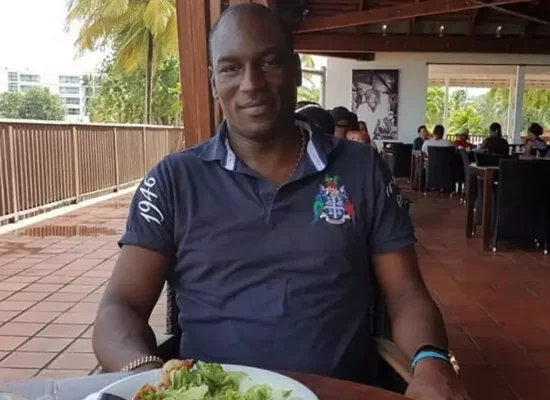 Les élus de Guadeloupe saluent la libération de Steeve Rouyar, qui serait en route pour Paris