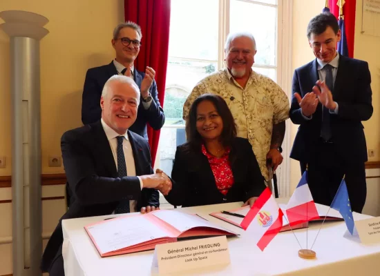 Polynésie : Look Up Space et Tahiti Nui Telecom officialisent leur partenariat, le premier radar en service dans les prochains mois