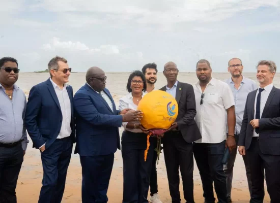Guyane&nbsp;: Atterrage du câble sous-marin Lum@link, une étape clé pour le développement numérique du territoire