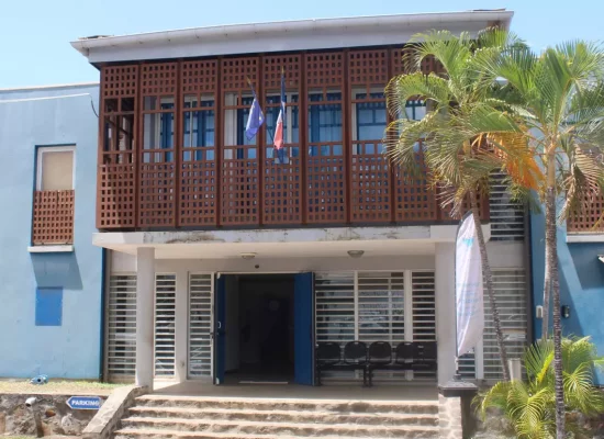 Des malversations autour de la distribution d'eau à Mayotte jugées dans un grand procès à Paris