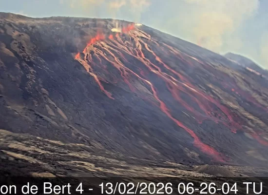La Réunion : le Piton de la Fournaise est entré en éruption pour la deuxième fois de l'année