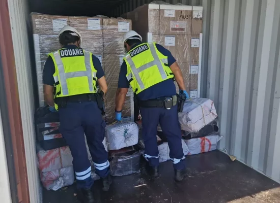 Polynésie : Près d'une demi-tonne de cocaïne saisis dans un container à Papeete