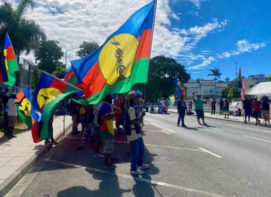Nouvelle-Calédonie : Le FLNKS mobilisé contre les accords de Bougival et le calendrier de l’État