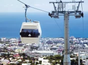 À La Réunion, le téléphérique urbain séduit et s'apprête à prendre de l'altitude