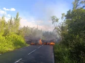La Réunion : La lave du Piton de la Fournaise a traversé la route à deux endroits