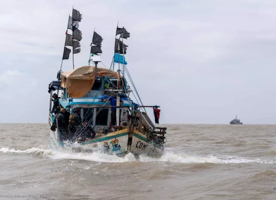 Pêche illégale en Guyane : plusieurs navires interceptés et plus de 10 tonnes de produits de la mer saisies dans les eaux territoriales