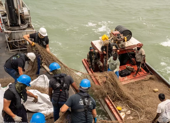 Guyane : Deux navires interceptés pour pêche illégale au large du territoire