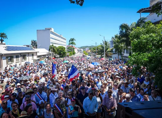 Nouvelle-Calédonie : 2 500 manifestants à Nouméa pour réclamer le dégel du corps électoral
