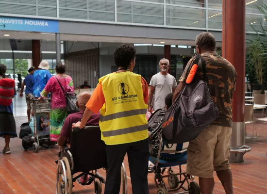 Blocage des aérodromes en Nouvelle-Calédonie : un corridor « sanitaire » mis en place entre les îles et la Grande Terre