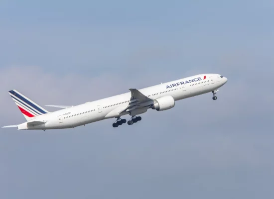 Aérien : Air France quitte Orly, sauf pour les liaisons avec la Corse