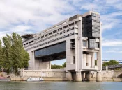 Bercy annonce un "prêt flash carburant" pour soutenir rapidement la trésorerie des petites entreprises de l'hexagone et des Outre-mer