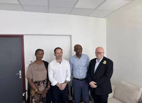 Le Président de l'ESS France Benoît Hamon voit dans l'ESS un levier structurant pour répondre aux défis économiques et sociaux à Mayotte