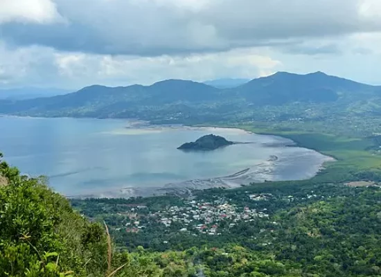 Mayotte : Une base scientifique dédiée à l'étude des algues, coraux et invertébrées marins autorisée à Bouéni