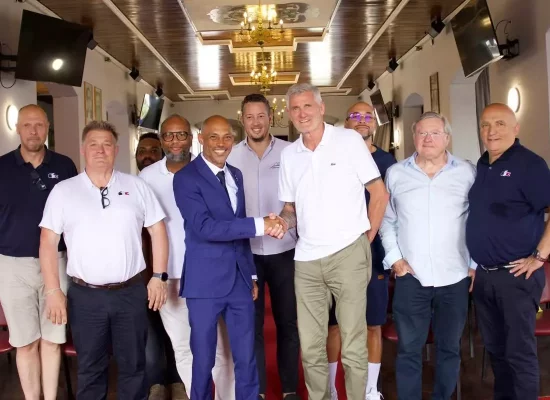 En visite en Guyane, le président de la Fédération française de Tennis séduit par le potentiel du territoire