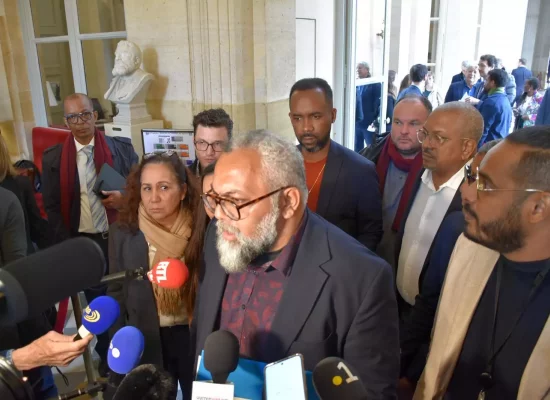 Réforme constitutionnelle sur la Nouvelle-Calédonie : le texte rejeté par l’Assemblée nationale, les signataires de Bougival réunis la semaine prochaine