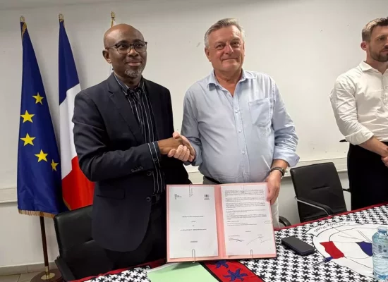 Un contrat d'engagement de 100 millions d'euros signé entre l'Etat et le Département-Région de Mayotte