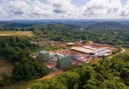 Guyane : La centrale biomasse de Cacao reprend du service après l’incendie d’avril 2025