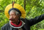 Le cacique brésilien Raoni en soins intensifs
