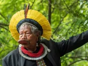 Le cacique brésilien Raoni en soins intensifs