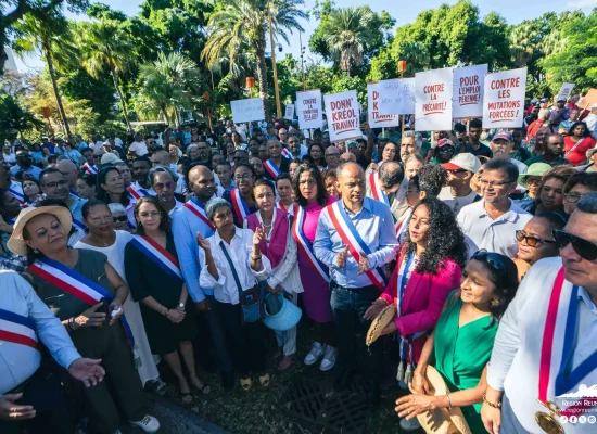 Baisse des emplois PEC à La Réunion : Les élus de l’île demandent à être reçus par le Président et le Premier ministre