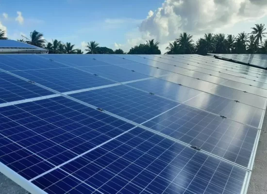 Polynésie : Le transport de matériel photovoltaïque dans les îles désormais pris en charge par la Collectivité