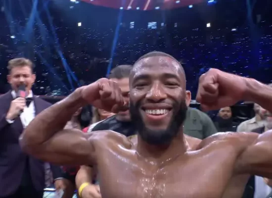 MMA: Le combattant d'origine guadeloupéenne Salahdine Parnasse vainqueur contre Kenneth Cross pour sa première aux États-Unis